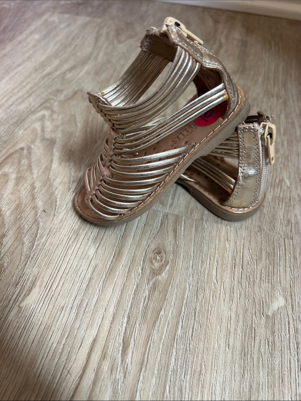 Seychelles Girls Metallic Gold Strappy Sandals